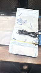 Portable USB Feeder Warmer Pouch | 42°C Constant Heating | Easy‑to‑Carry | Random Design
